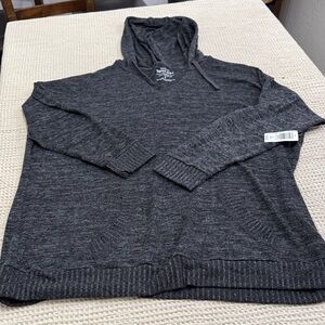 Women’s Plus Size Torrid Black and Dark Gray sweater Hoodie